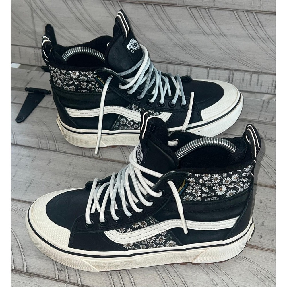 Vans SK8 HI MTE 2 Women's Size 6 Waterproof Black Floral Hiking Boots